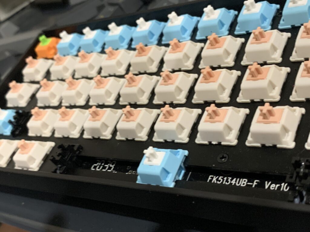 Panda switches on Keychron k6